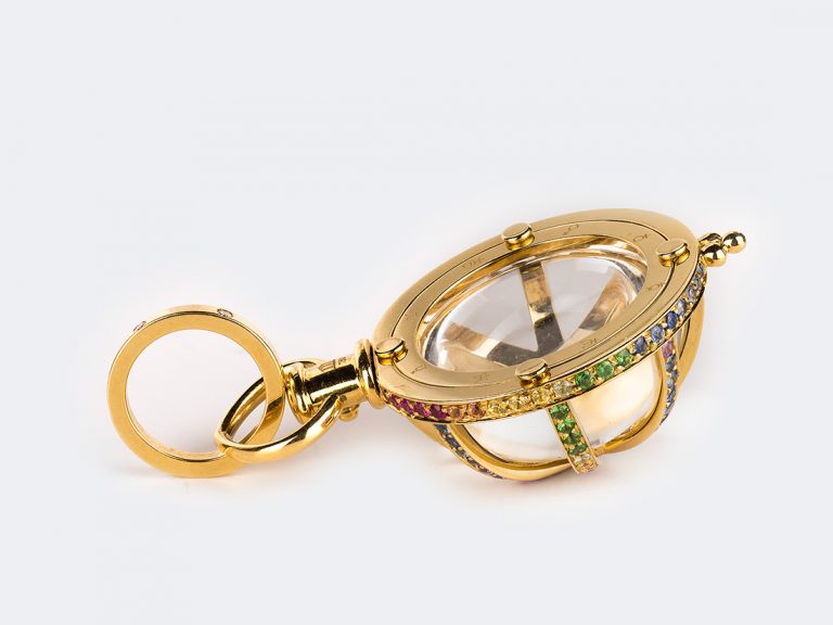 TEMPLE ST CLAIR Celestial Amulet set with Multicolor Sapphires - Image 5
