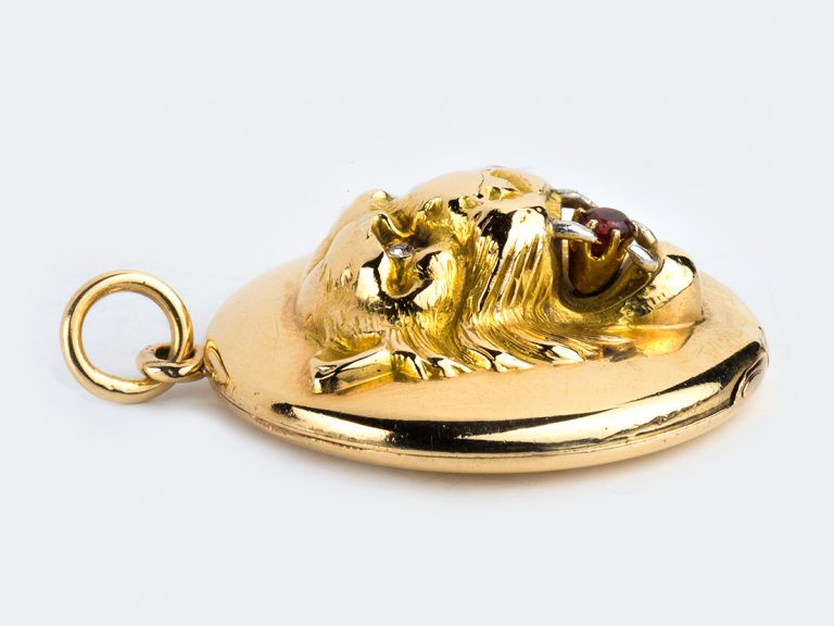 Victorian 18k Lion Locket with Chain - Image 8