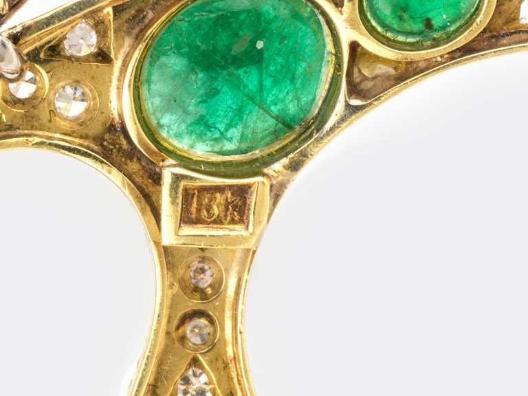 1970s Emerald Torque Pendant Necklace - Image 4