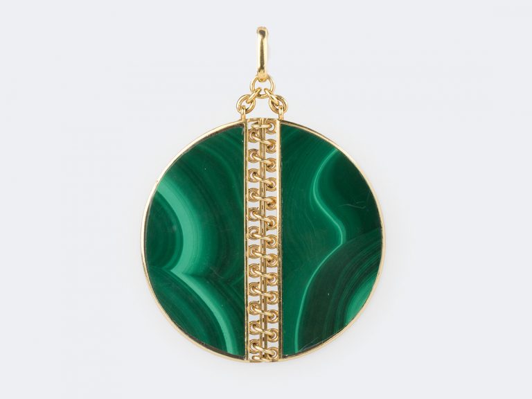 GUCCI 18k Malachite Pendant - Image 2