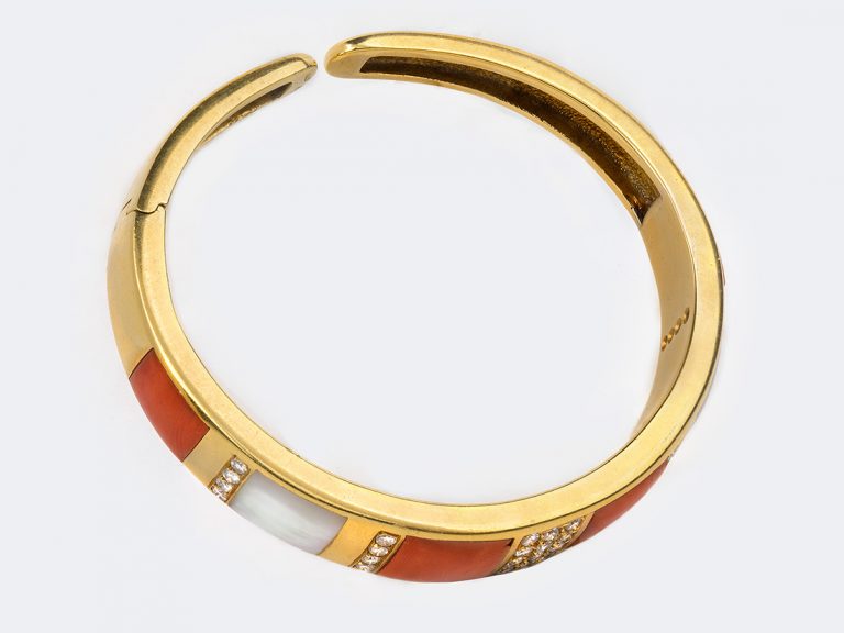 BULGARI 18k Coral Mother of Pearl & Diamond Cuff - Image 6