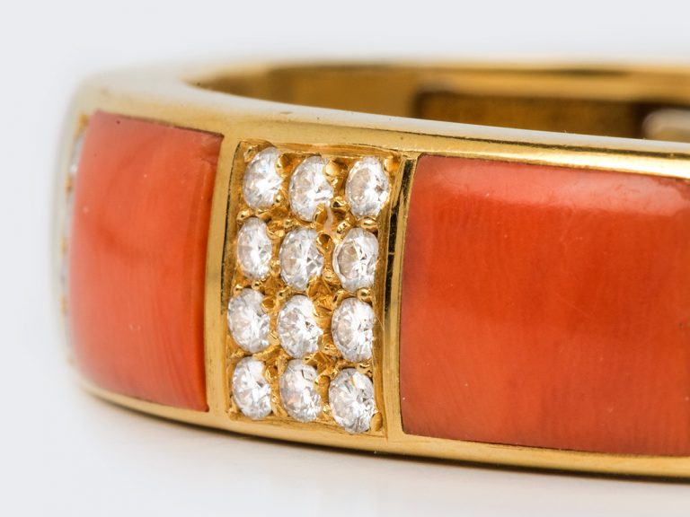 BULGARI 18k Coral Mother of Pearl & Diamond Cuff - Image 4
