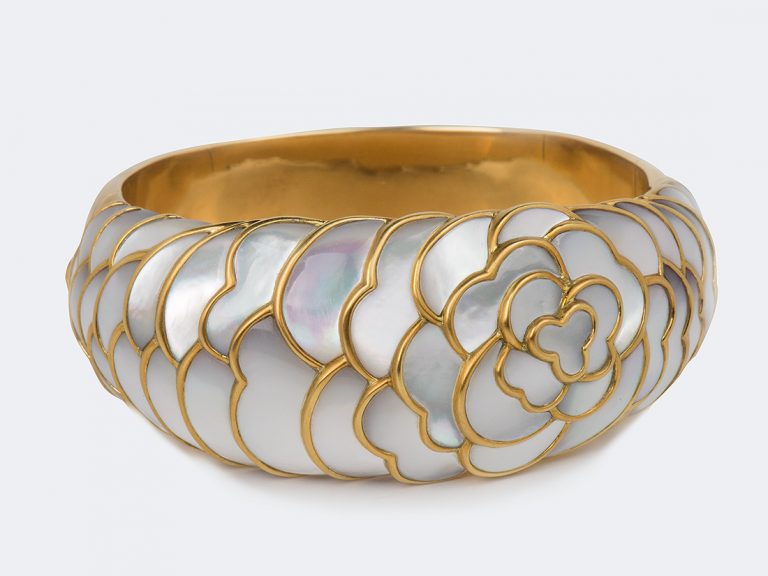ANGELA CUMMINGS Mother of Pearl Floral Cuff - Image 4