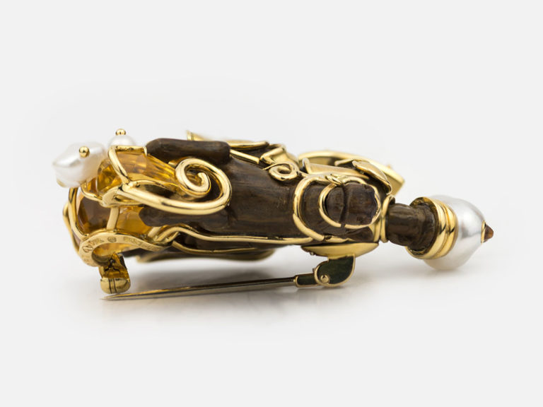 S. SHEPPS Wood Citrine Warrior Brooch - Image 4