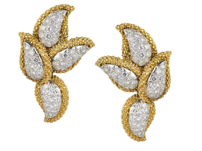 OSTIER Diamond 18k Leaf Earring