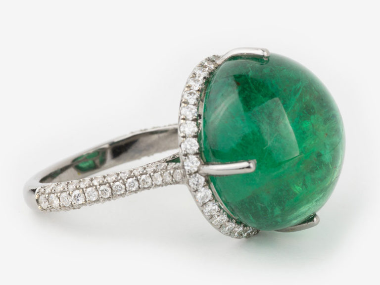 Modern Emerald Diamond Cabochon Ring, E=20.94ct - Image 2