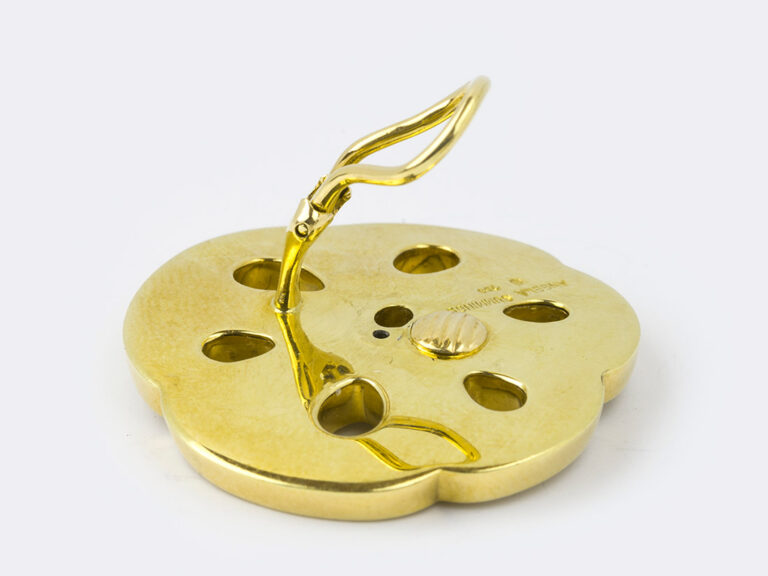 ANGELA CUMMINGS Mother of Pearl Earrings - Image 6