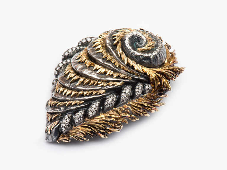 COOPERMAN 18k Gold-Silver Diamond Shell Brooch - Image 3