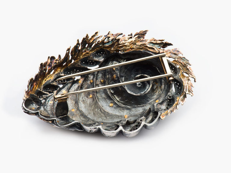 COOPERMAN 18k Gold-Silver Diamond Shell Brooch - Image 5