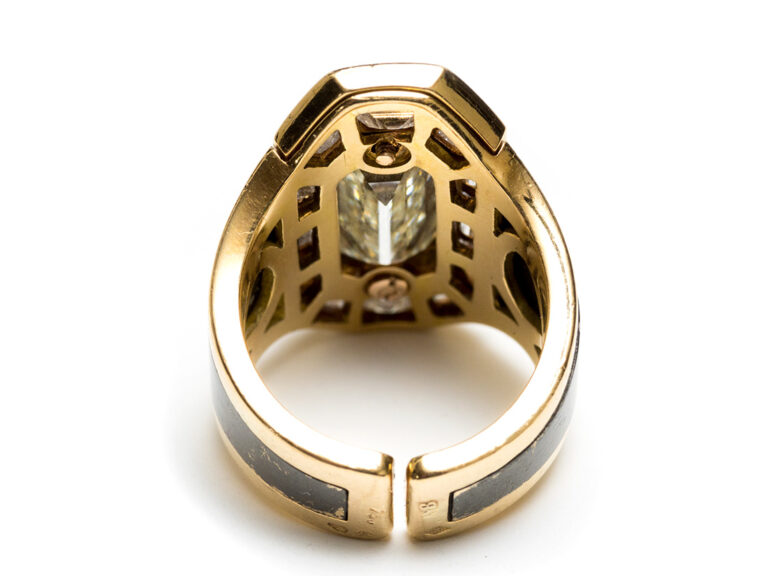 MARINA B "Pharaon Jasmine" Diamond and Enamel Ring - Image 4