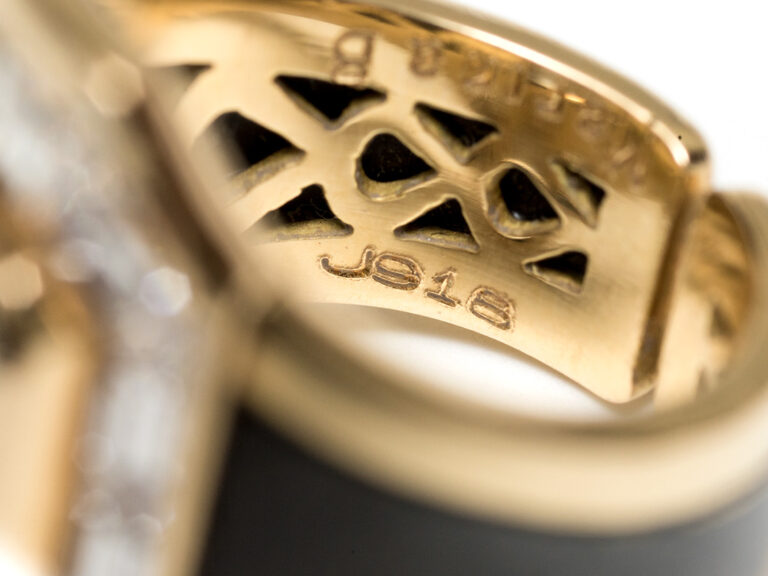 MARINA B "Pharaon Jasmine" Diamond and Enamel Ring - Image 8