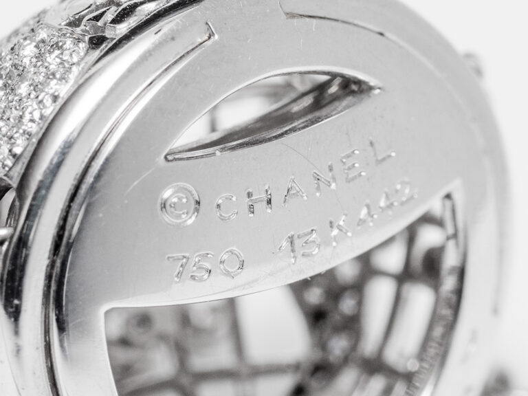 CHANEL 18k Globe Necklace - Image 6