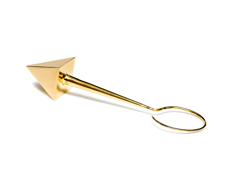 18K Pyramid Earrings - Image 4