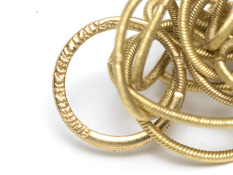 BUCCELLATI Hawaiian Circle Earrings - Image 4