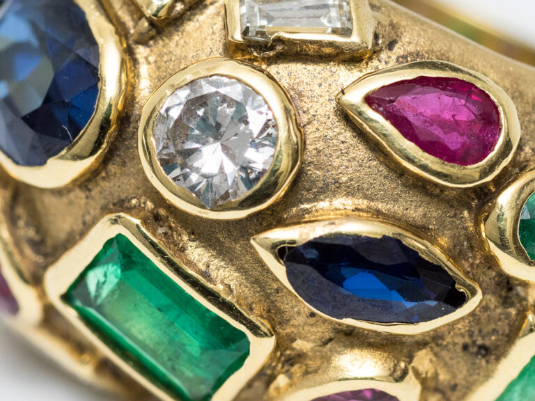 Multigem 18K Dome Ring - Image 4