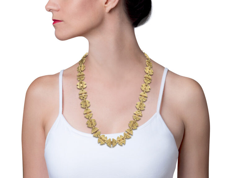 PERY ET FILS 18k Necklace - Image 3