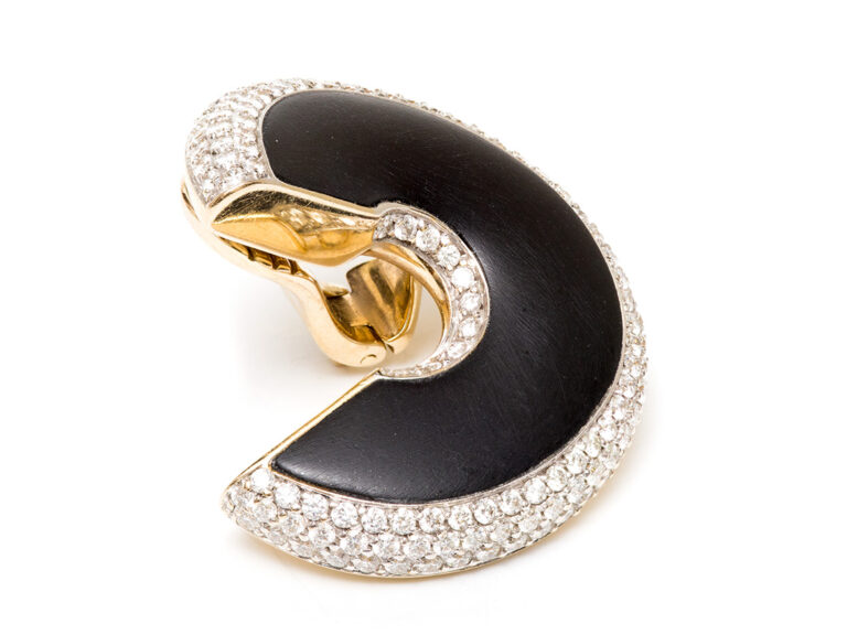 VHERNIER Verso 18k YG Diamond / Jet Earrings - Image 4