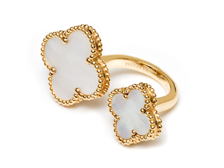 VCA 2 Motif 18k YG Alhambra Ring - Image 5