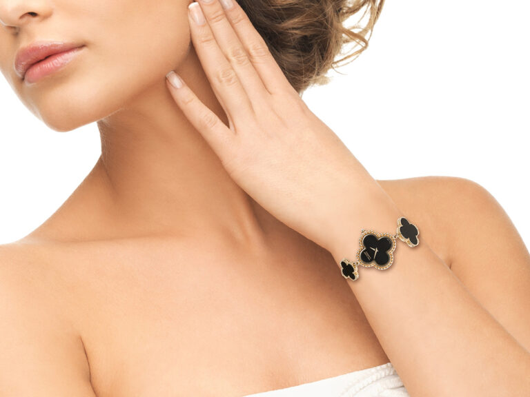 VCA Black Onyx Alhambra Watch - Image 2