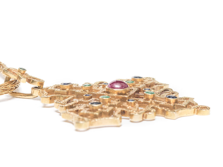 LALAOUNIS Gemset Maltese Cross Necklace - Image 3