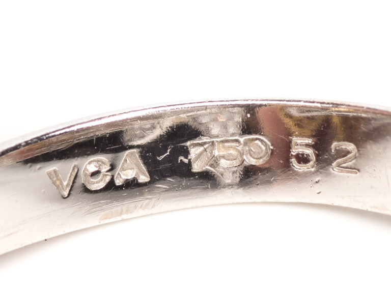 VCA 18k Diamond 2 Butterfly Ring - Image 8