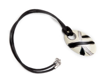 ROBERTO COIN Enamel 18K WG Diamond Necklace - Image 3