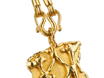 J. MAHIE Gold Pendant / Long chain - Image 6