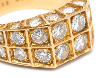 VCA Diamond 2 row Ring - Image 3